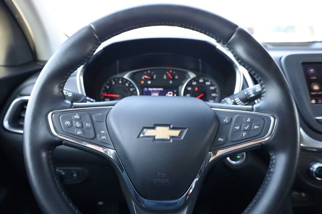 Used 2020 Chevrolet Equinox LT w/ Driver Convenience Package image 16