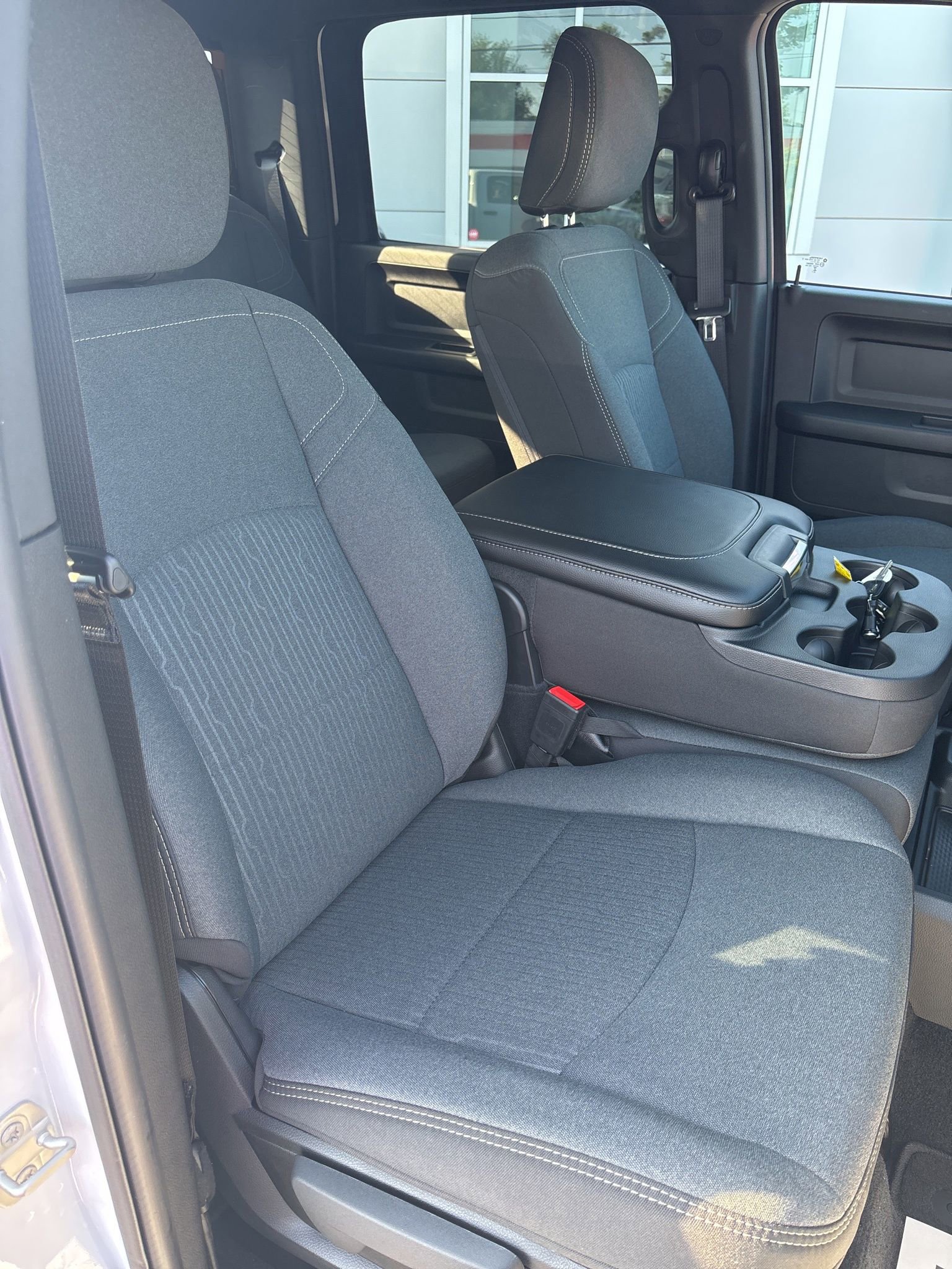 Used 2024 RAM 2500 Tradesman w/ Safety Group image 17