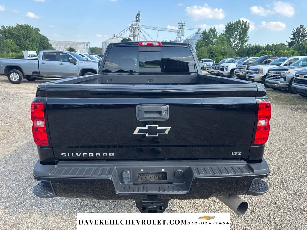 Used 2019 Chevrolet Silverado 2500 LTZ w/ Duramax Plus Package AWD/4WD image 4