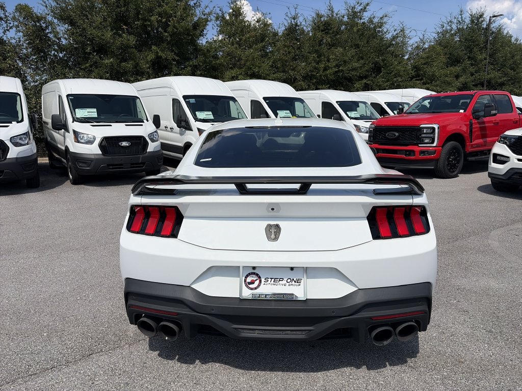 Used 2024 Ford Mustang Dark Horse RWD image 6