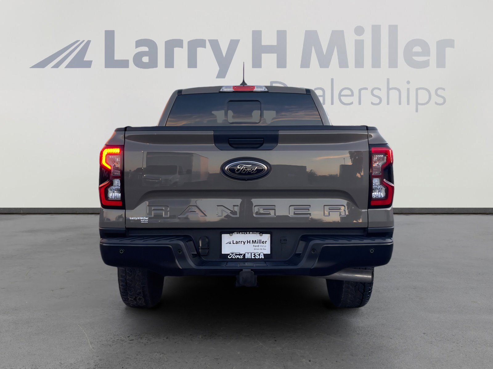 Used 2025 Ford Ranger Lariat w/ FX4 Off-Road Package AWD/4WD image 4