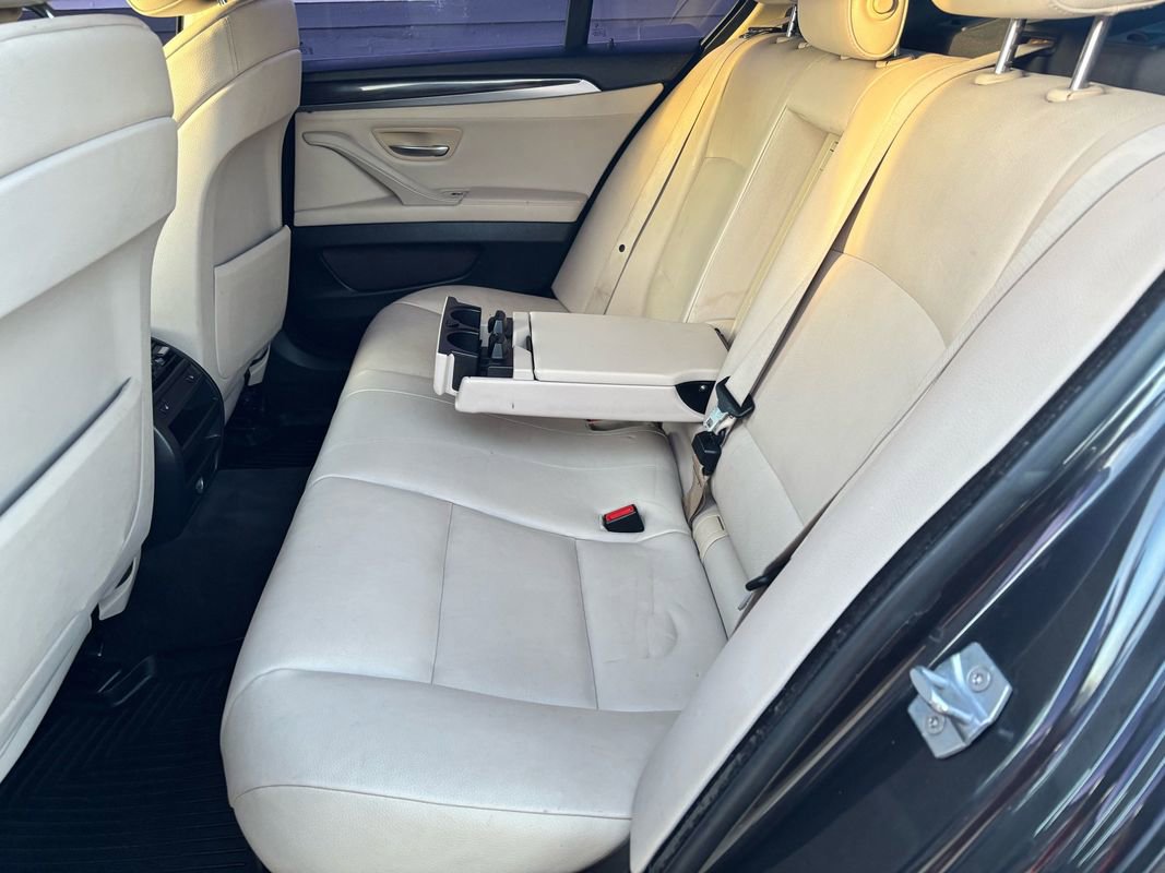 Used 2013 BMW 528i xDrive Sedan AWD/4WD image 32