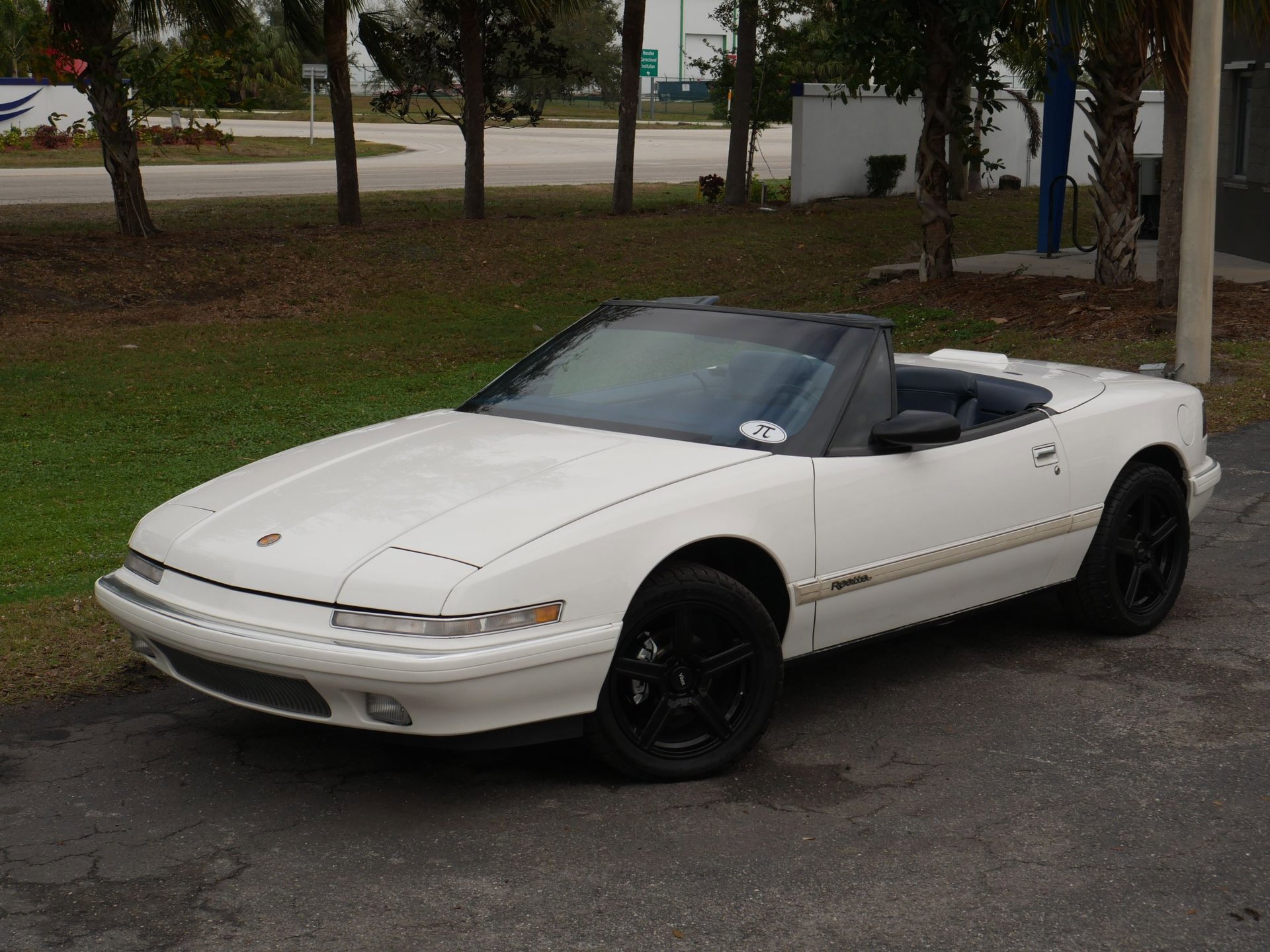 Used 1990 Buick Reatta Convertible image 54