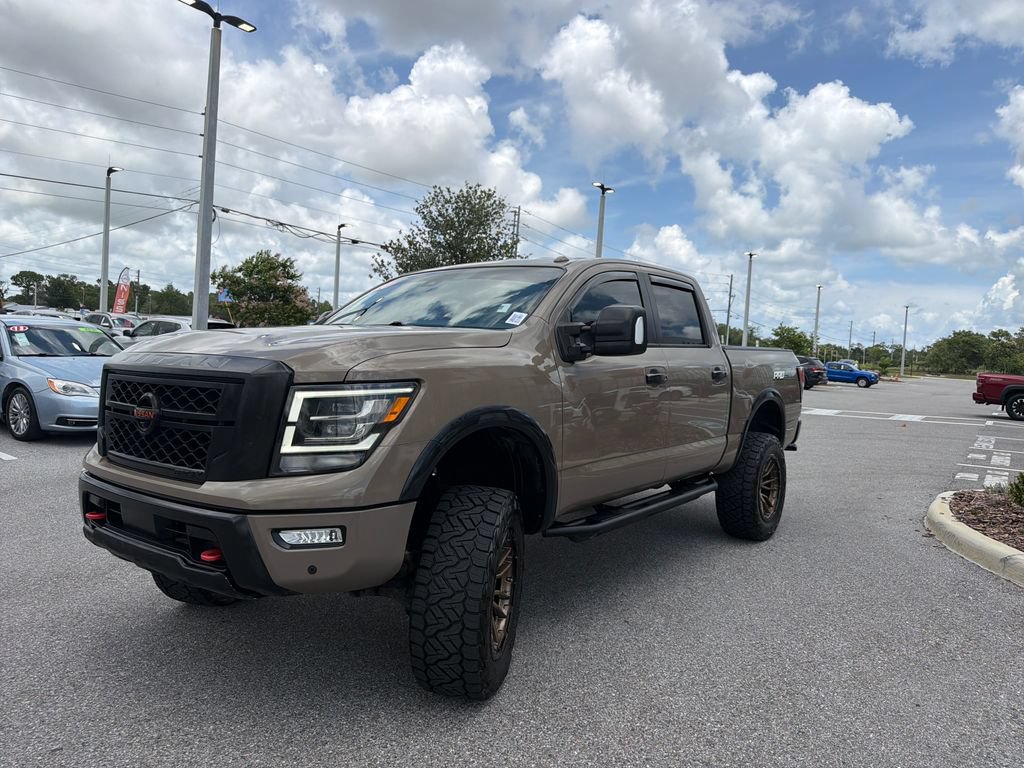 Used 2020 Nissan Titan PRO-4X w/ Pro-4x Convenience Package AWD/4WD image 3