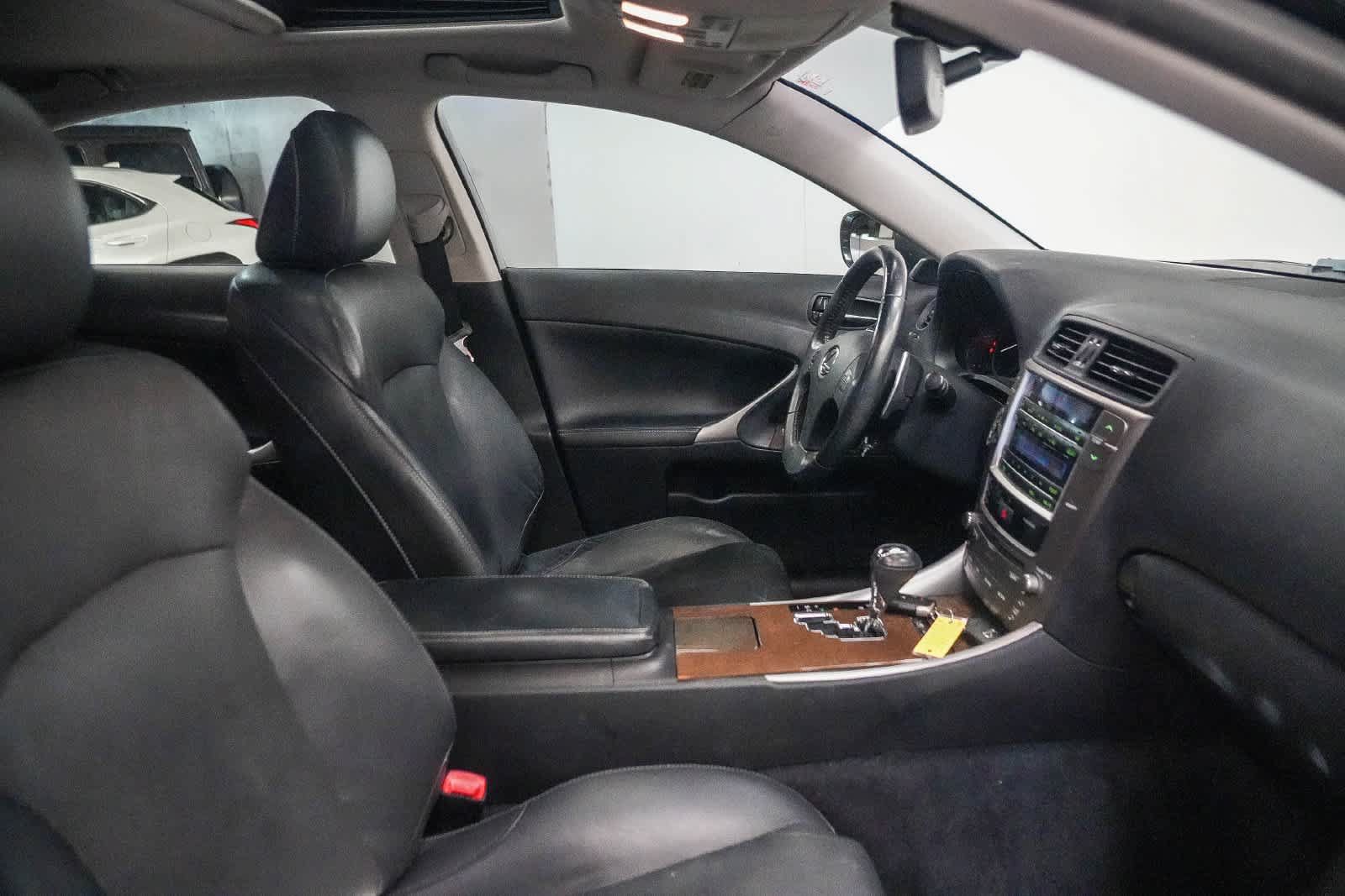 Used 2010 Lexus IS 250 RWD image 17