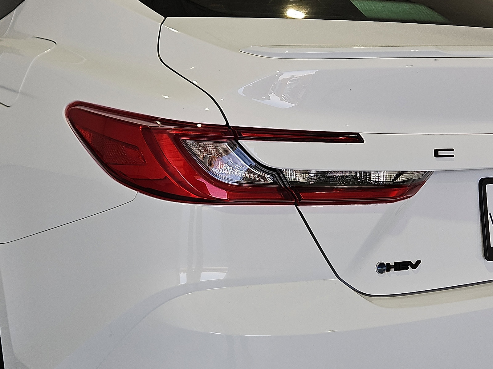 Used 2025 Toyota Camry SE w/ Convenience Package FWD image 7