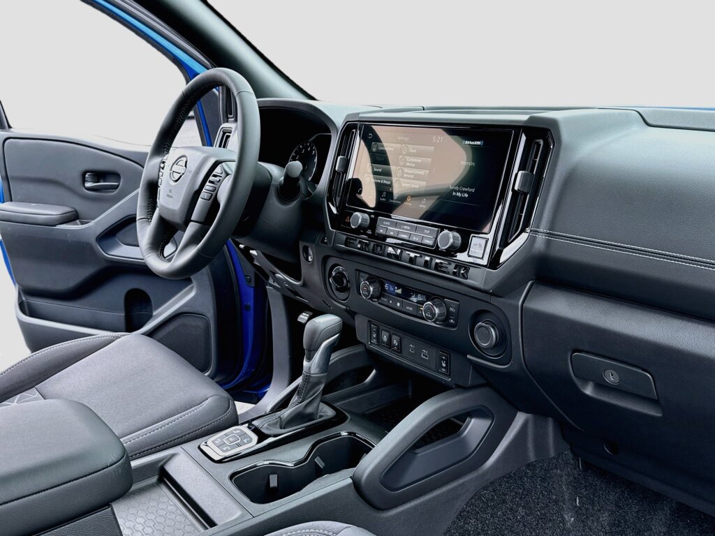 New 2026 Nissan Frontier SV w/ SV Convenience Package AWD/4WD image 5