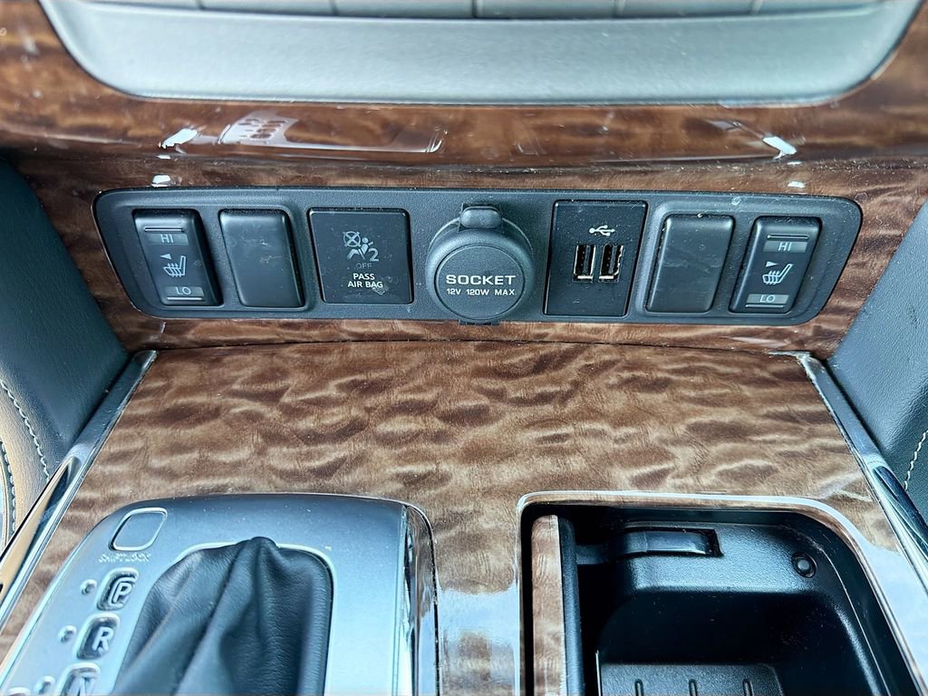 Used 2020 Nissan Armada SL image 30