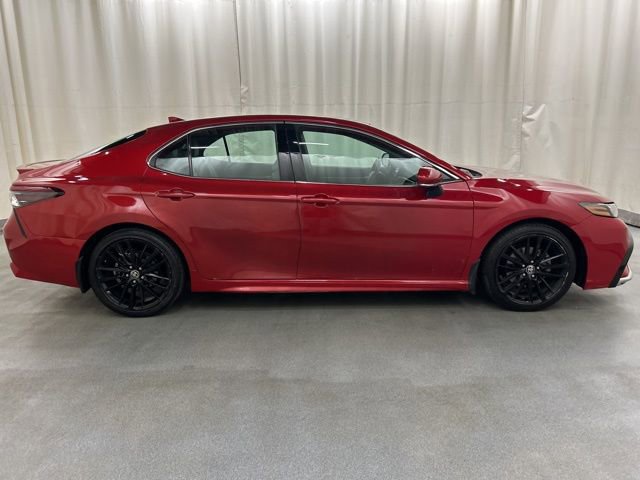 Used 2022 Toyota Camry XSE w/ Carpet Mat Package (TMS) AWD/4WD image 7