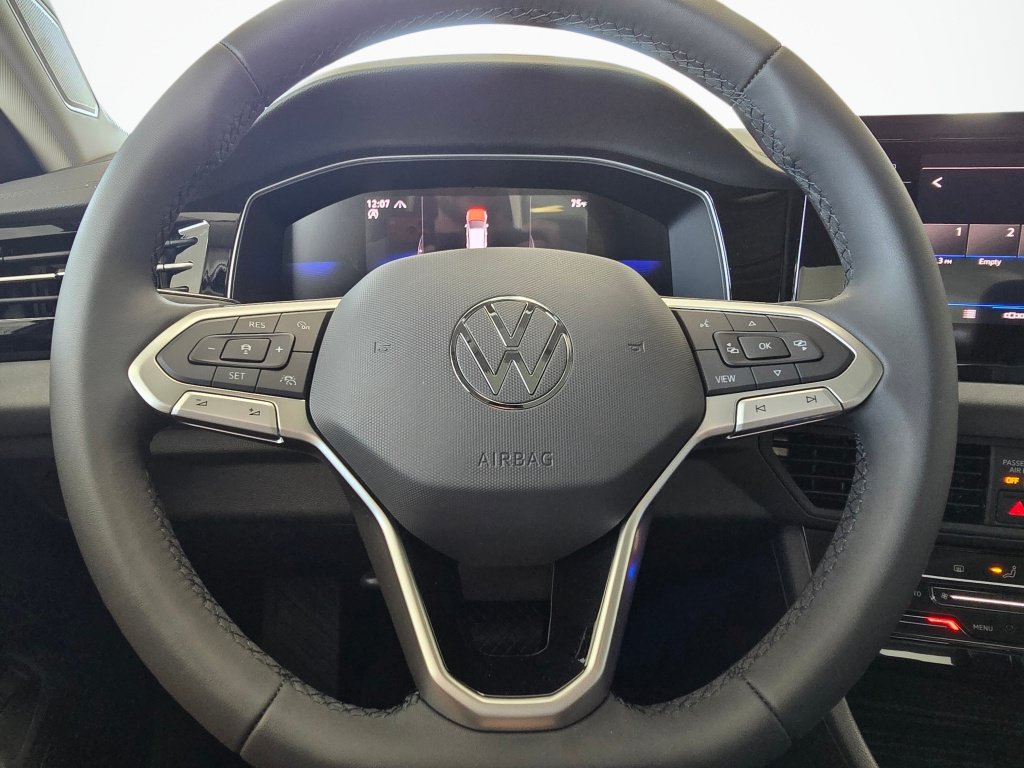 New 2026 Volkswagen Jetta SE FWD image 23