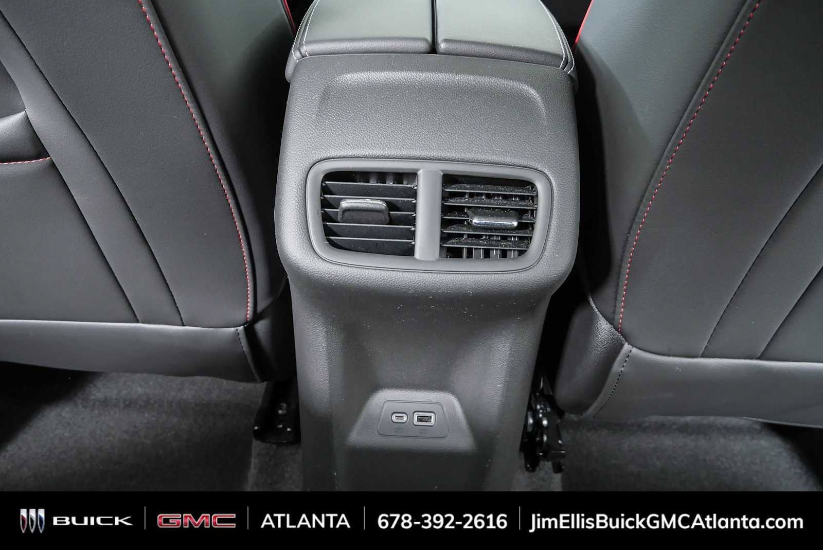 Used 2023 Buick Envision Essence w/ Sport Touring Package AWD/4WD image 18