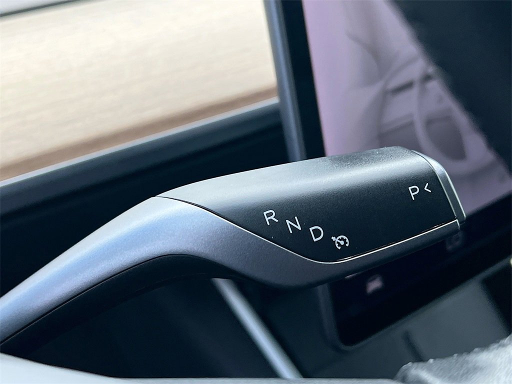 Used 2020 Tesla Model Y Long Range image 15