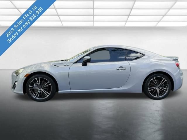 Used 2013 Scion FR-S 10 Series RWD image 2