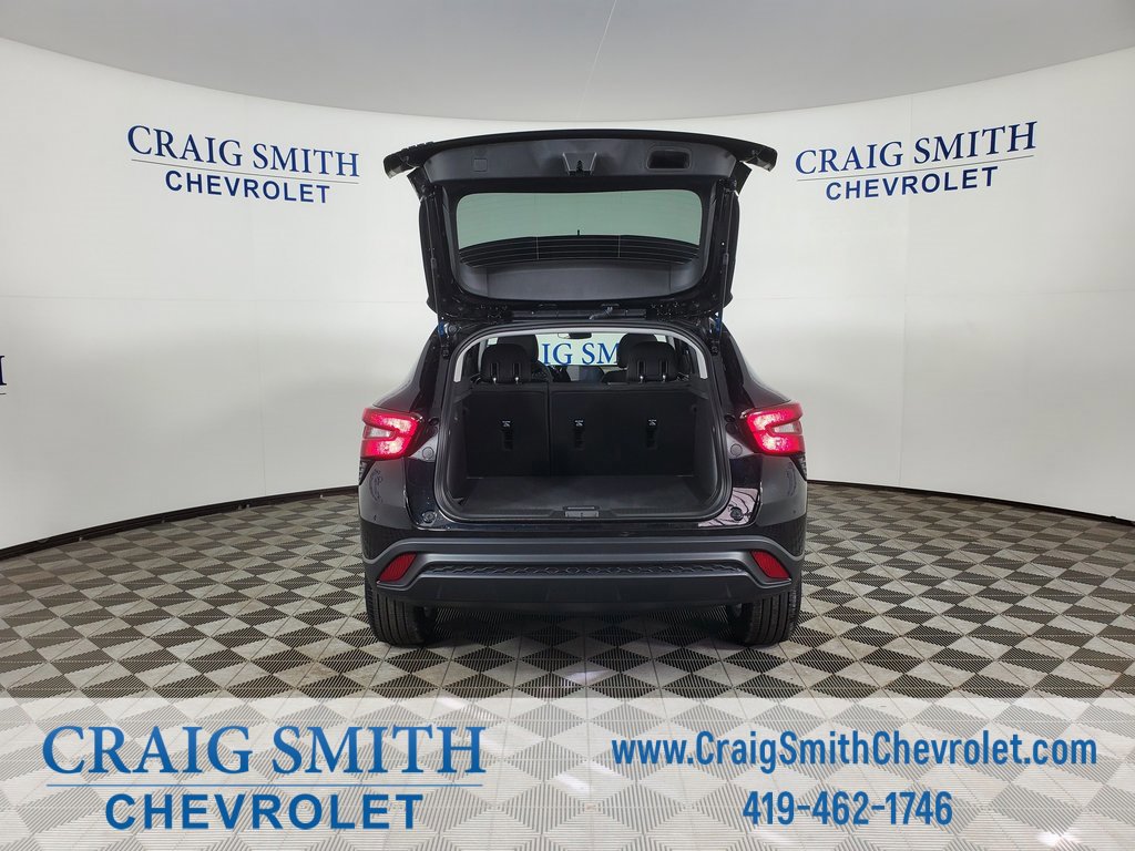 New 2026 Chevrolet Trax LS w/ LS Convenience Package image 17