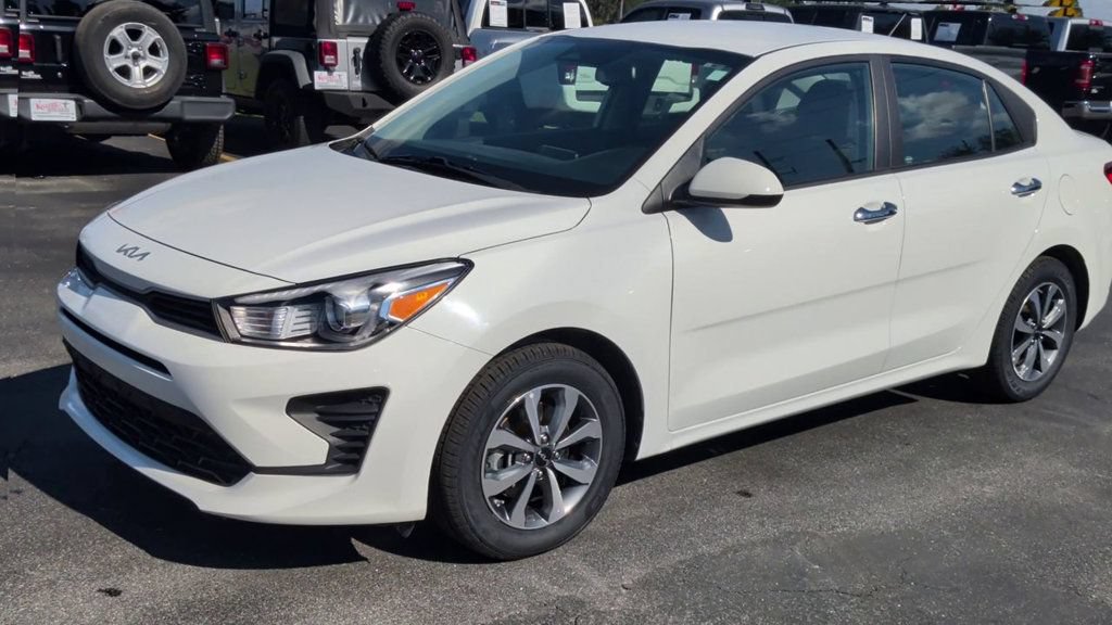 Used 2023 Kia Rio S w/ Technology Package FWD image 4