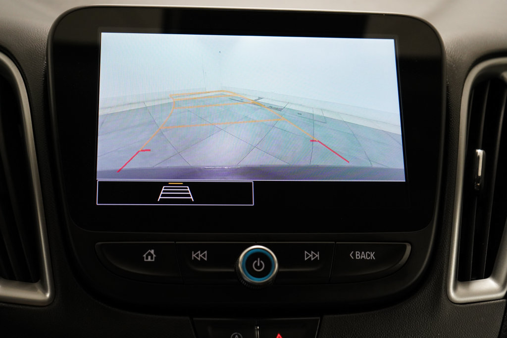 Used 2025 Chevrolet Malibu RS FWD image 26