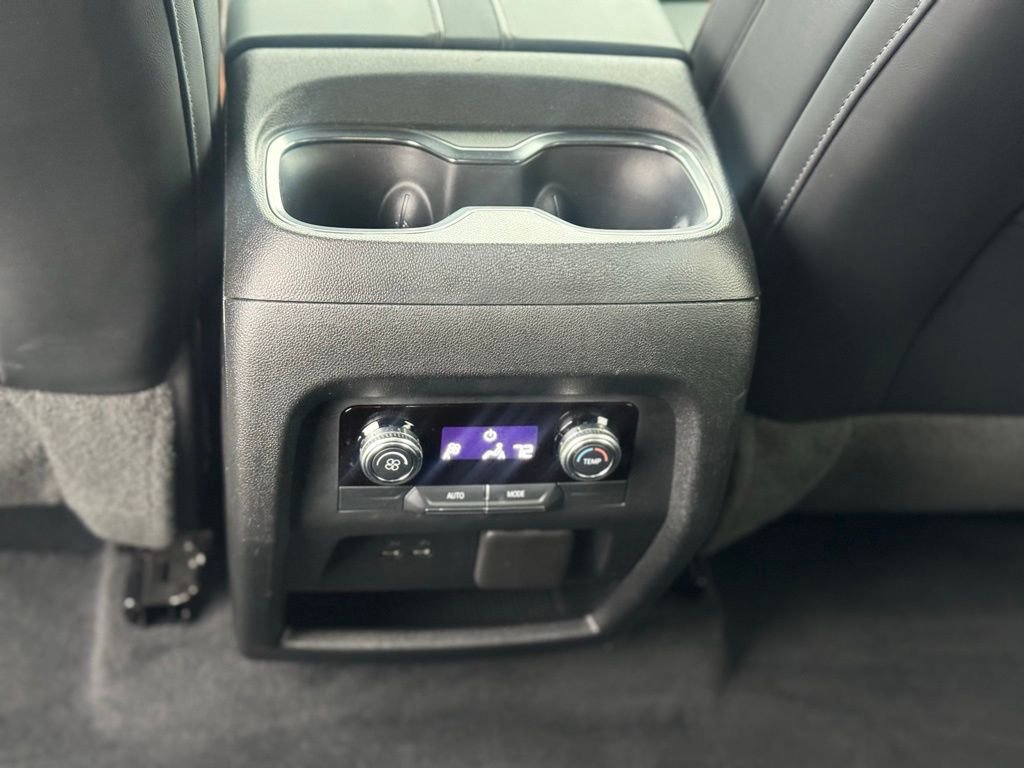 Certified 2024 GMC Acadia AT4 AWD/4WD image 25