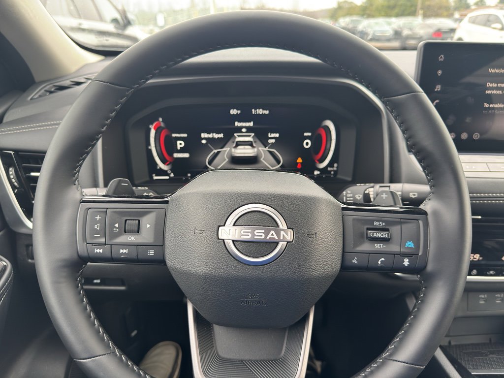 Used 2025 Nissan Rogue SL image 7