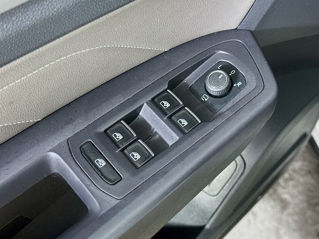 Used 2021 Volkswagen Atlas SEL Premium image 21