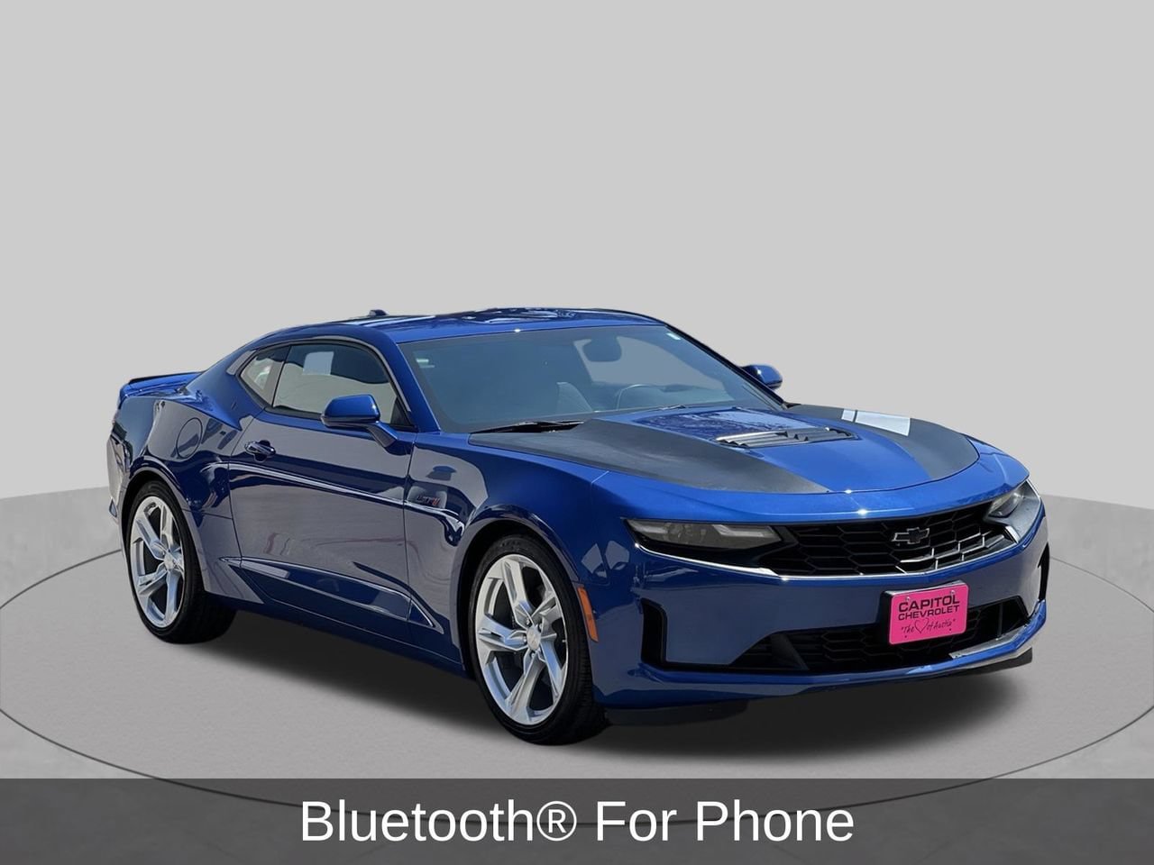 Used 2023 Chevrolet Camaro LT w/ Technology Package RWD image 7