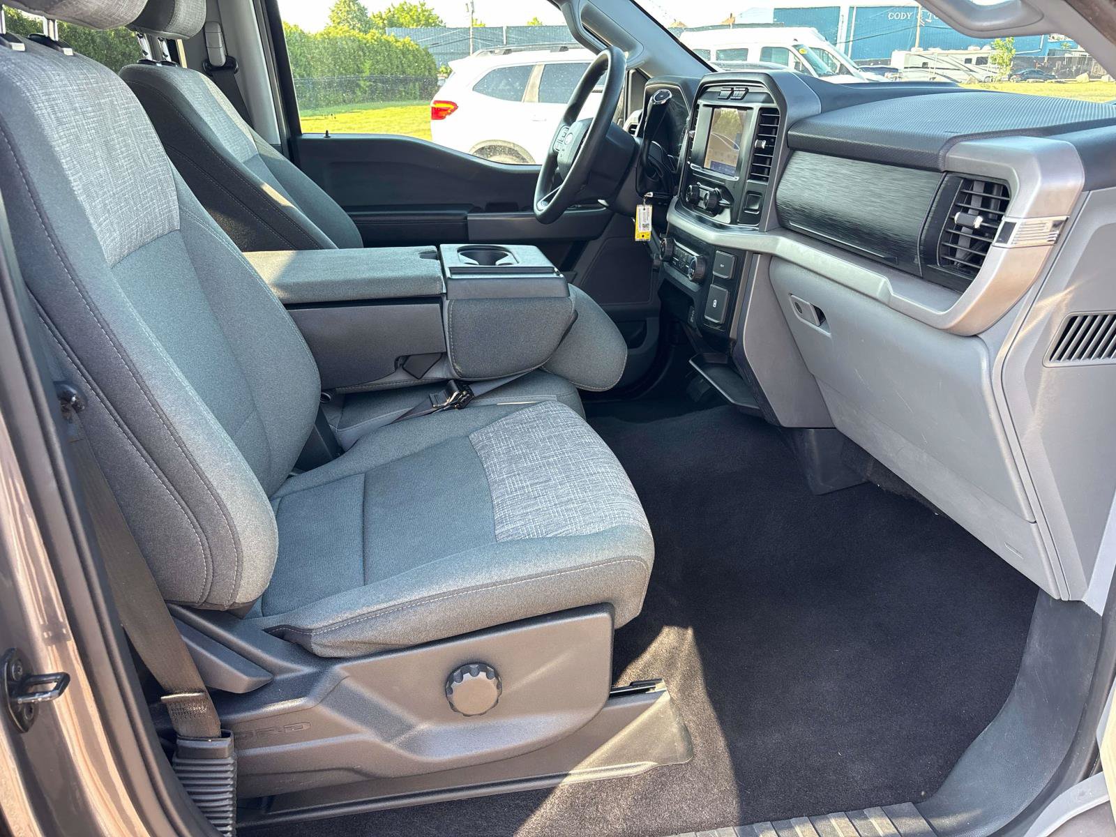 Used 2023 Ford F150 XLT AWD/4WD image 16