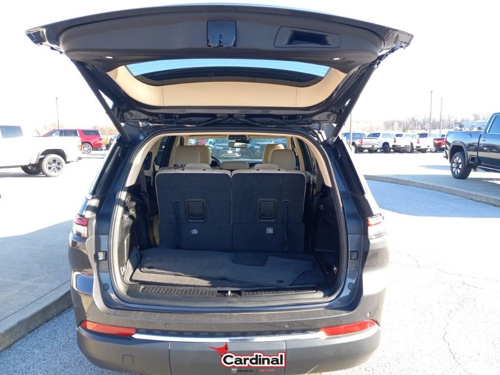 Used 2021 Jeep Grand Cherokee L Limited image 12