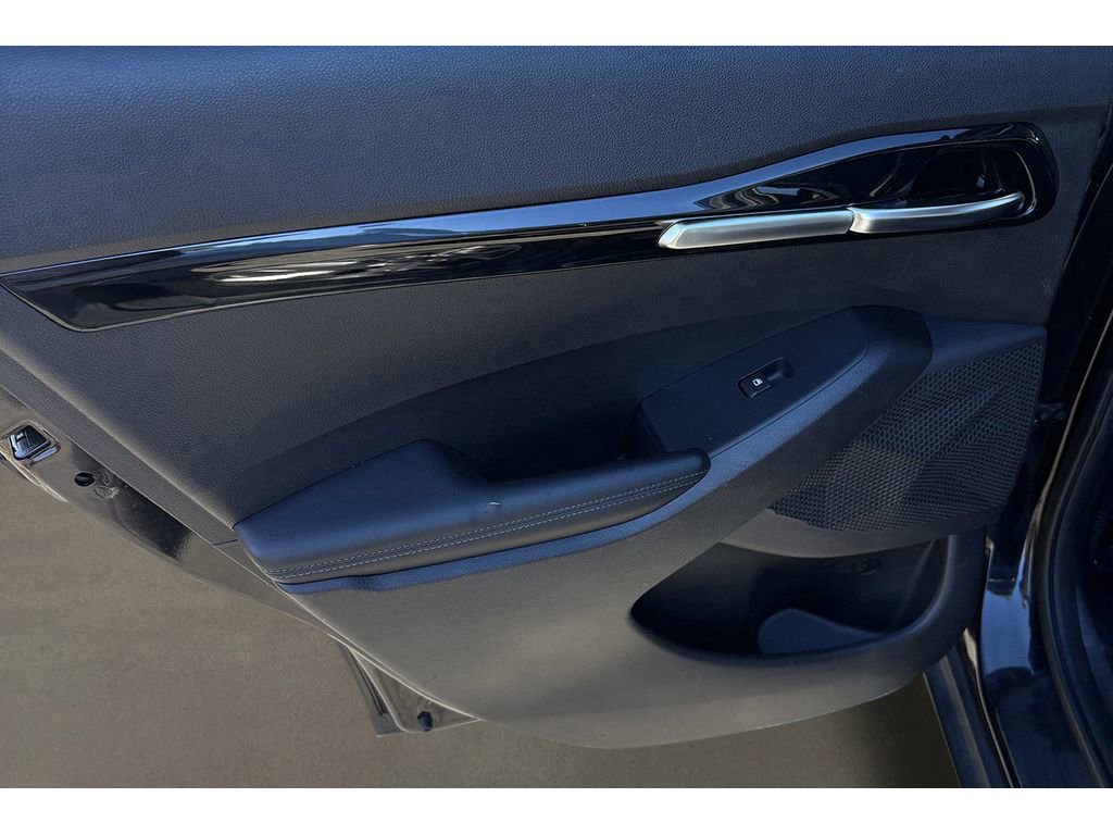 Used 2021 Kia Seltos EX image 16