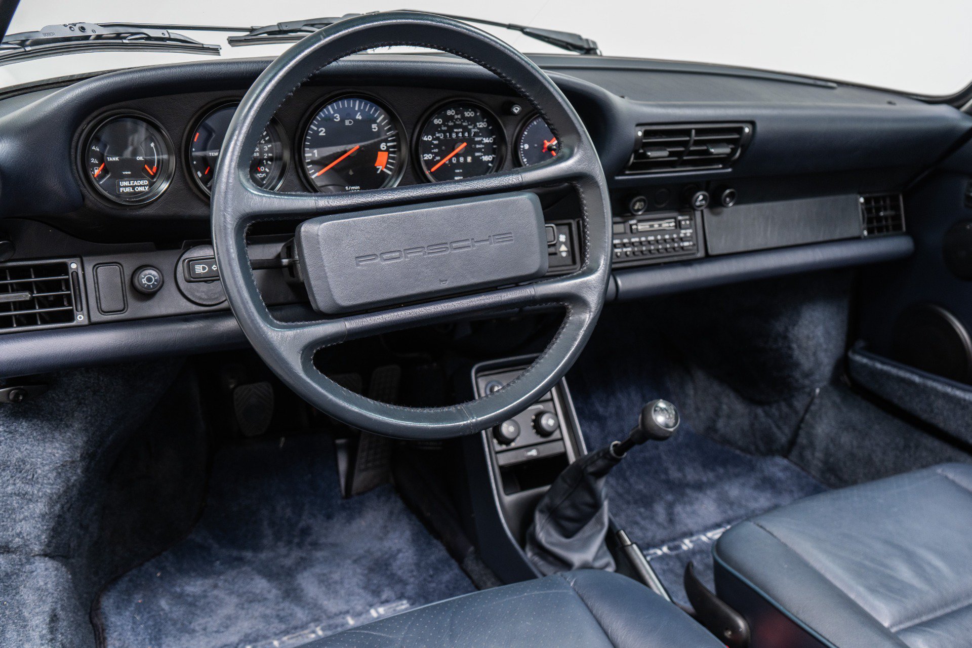 Used 1989 Porsche 911 Carrera RWD image 14