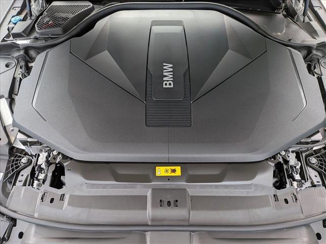 New 2026 BMW i5 eDrive40 w/ Premium Package RWD image 18