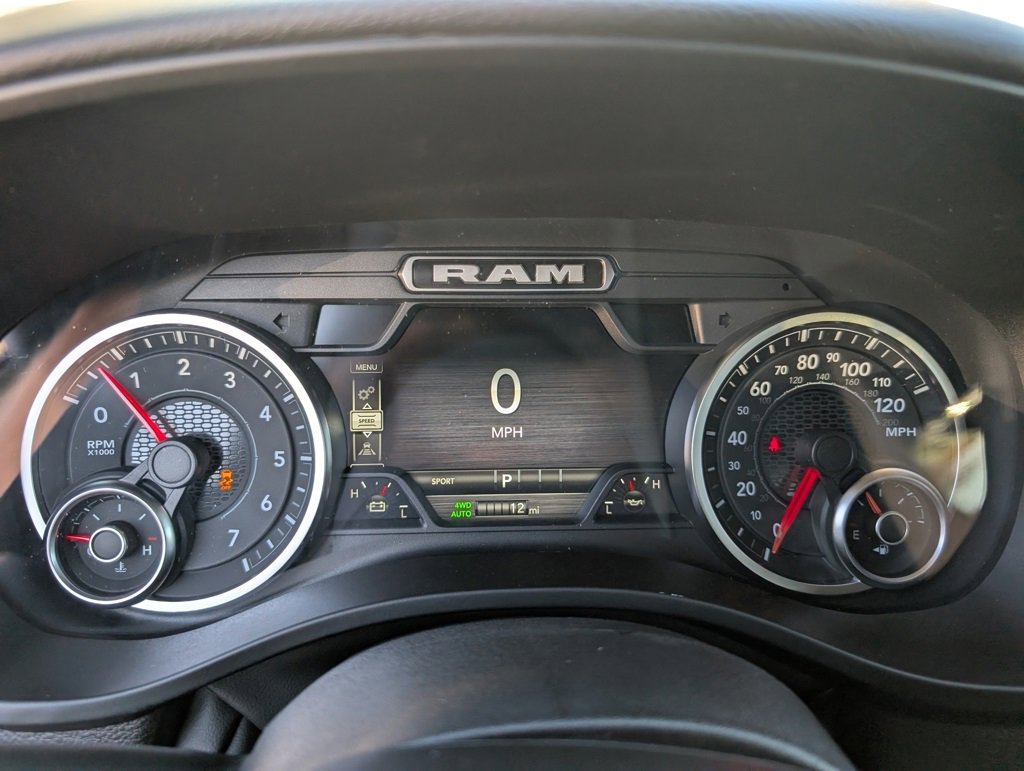 New 2026 RAM 1500 4x4 Crew Cab image 23