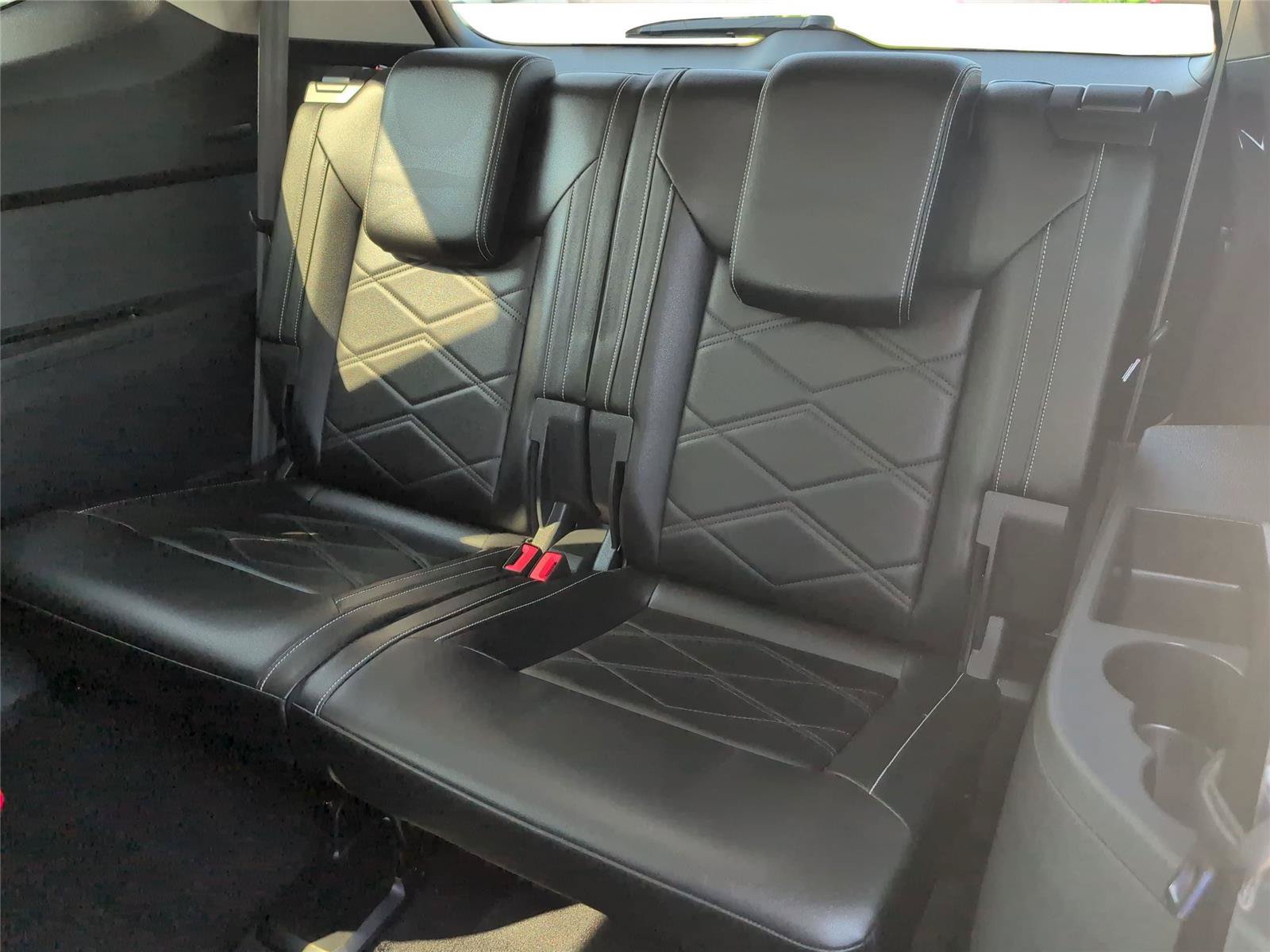 Used 2024 Volkswagen Atlas SE FWD image 27