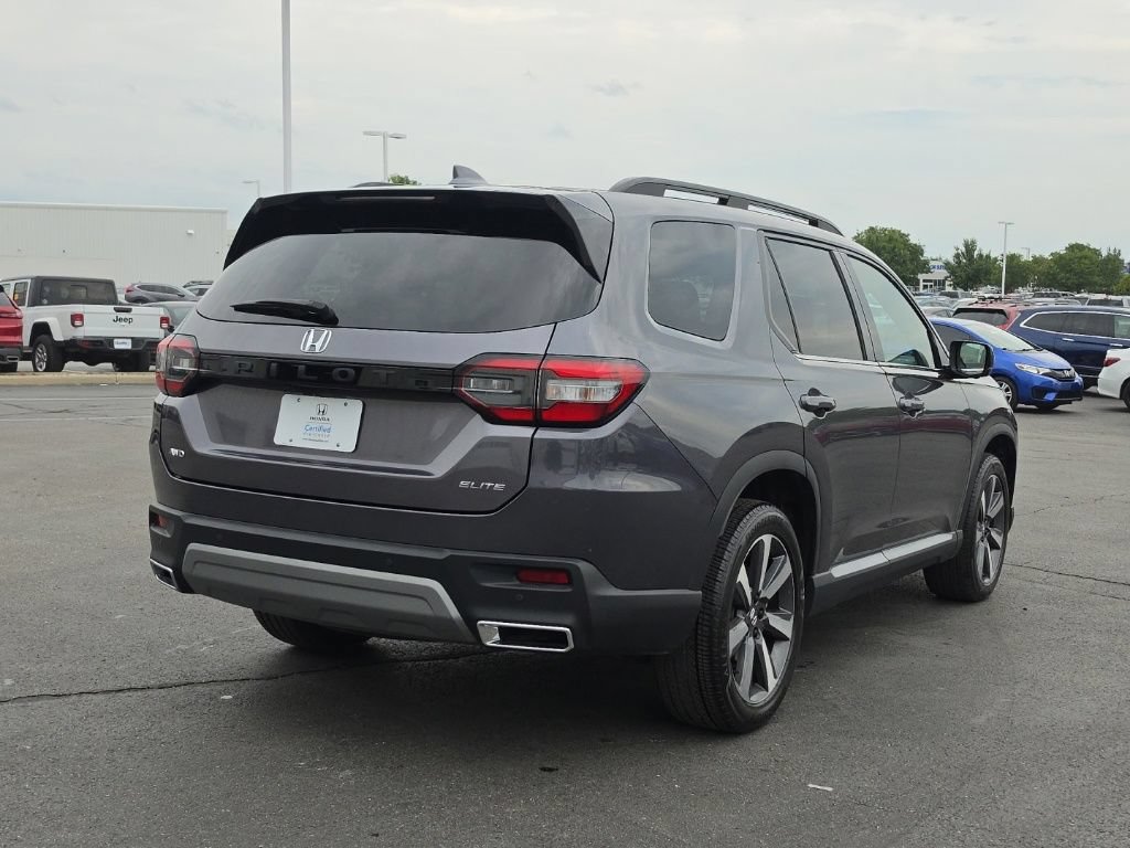 Certified 2024 Honda Pilot Elite image 9
