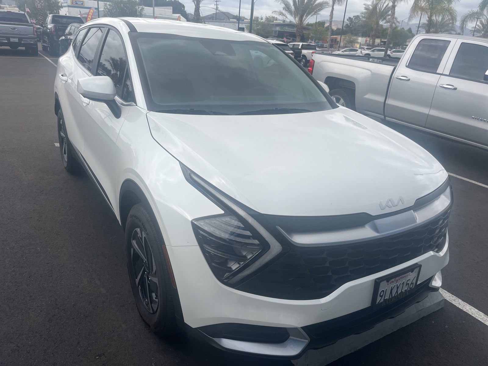 Used 2024 Kia Sportage LX AWD/4WD image 1