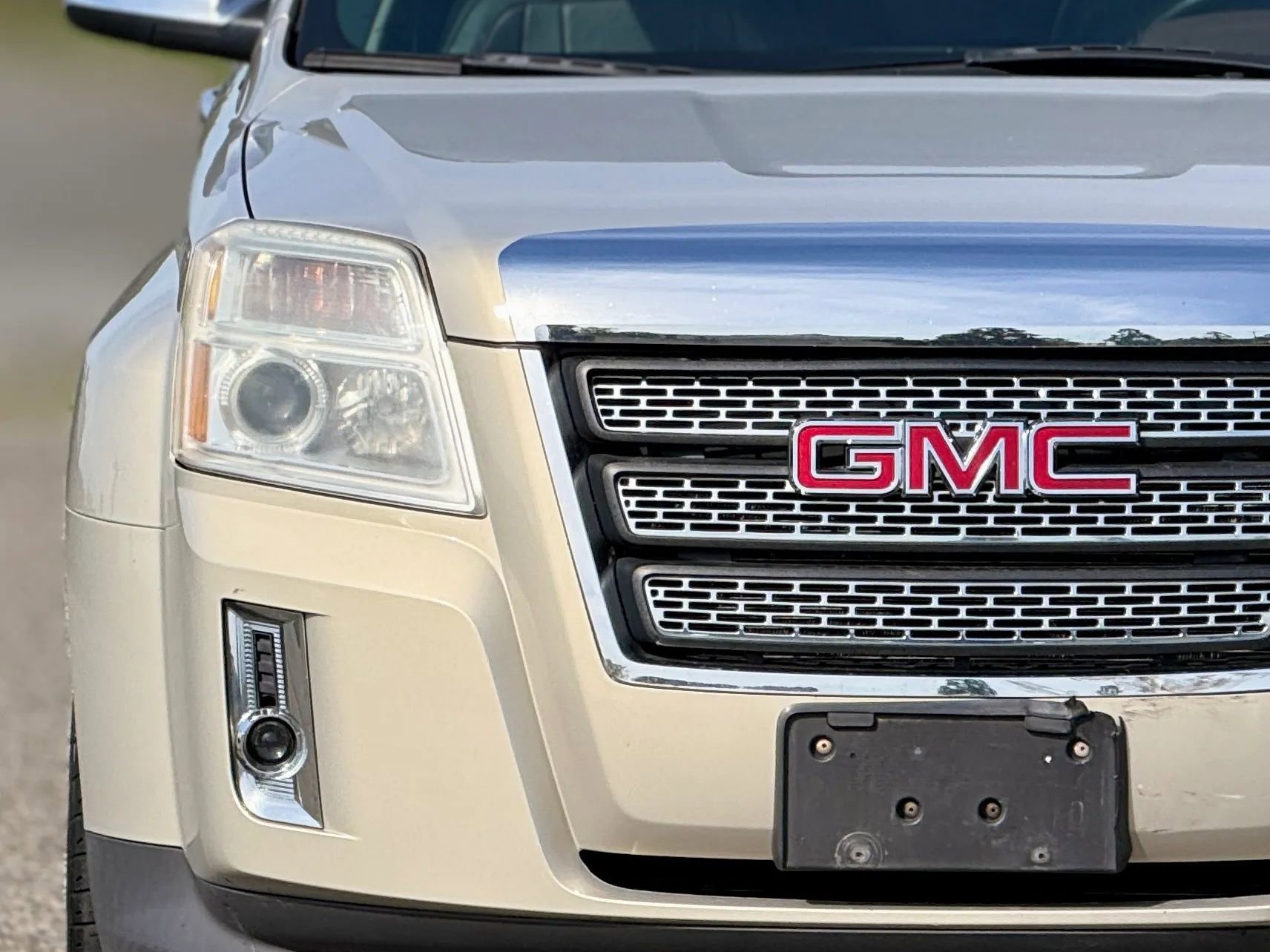 Used 2011 GMC Terrain SLT FWD image 11