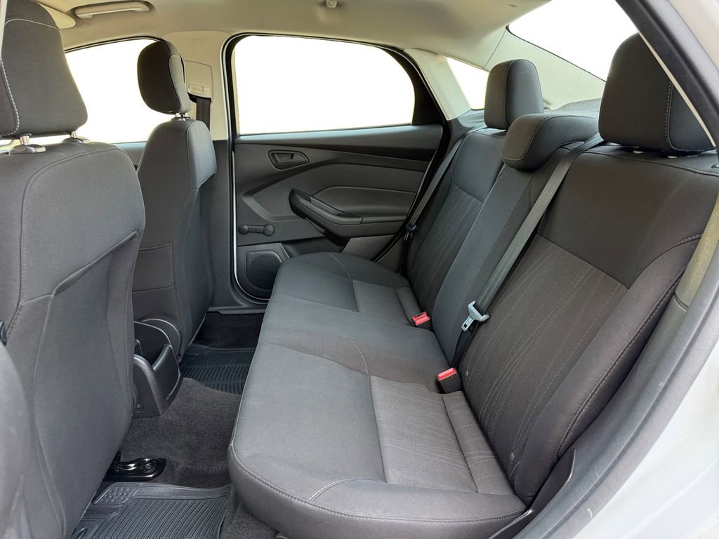 Used 2017 Ford Focus S image 19