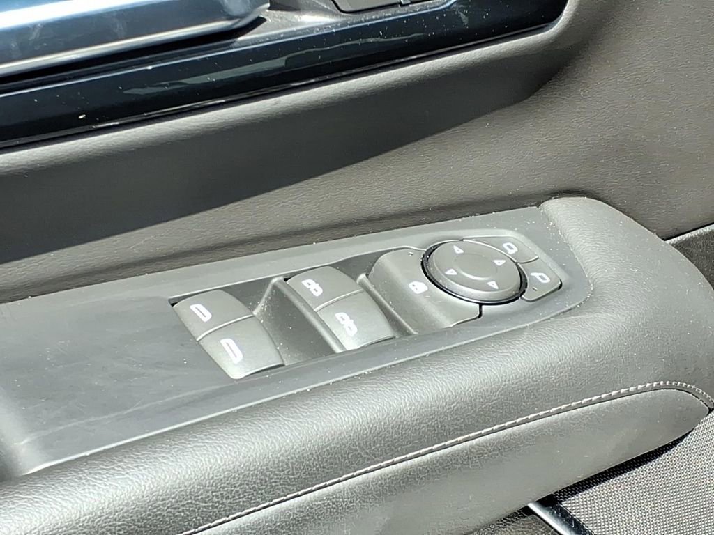 Certified 2025 Chevrolet Tahoe LT AWD/4WD image 19