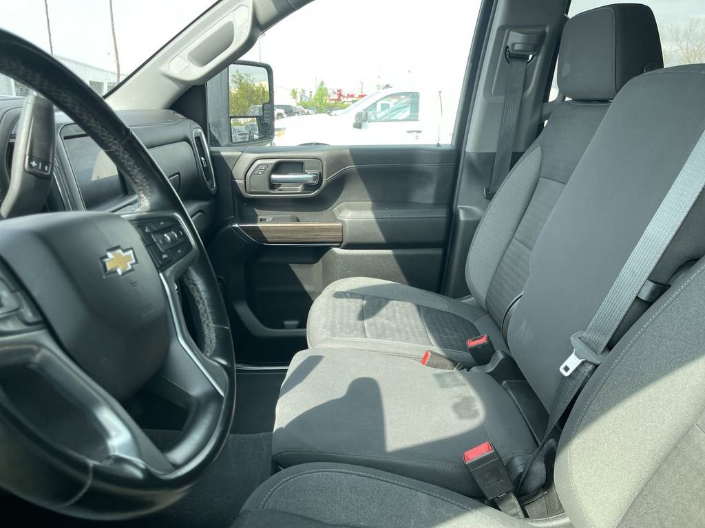 Used 2023 Chevrolet Silverado 2500 LT w/ Convenience Package AWD/4WD image 5
