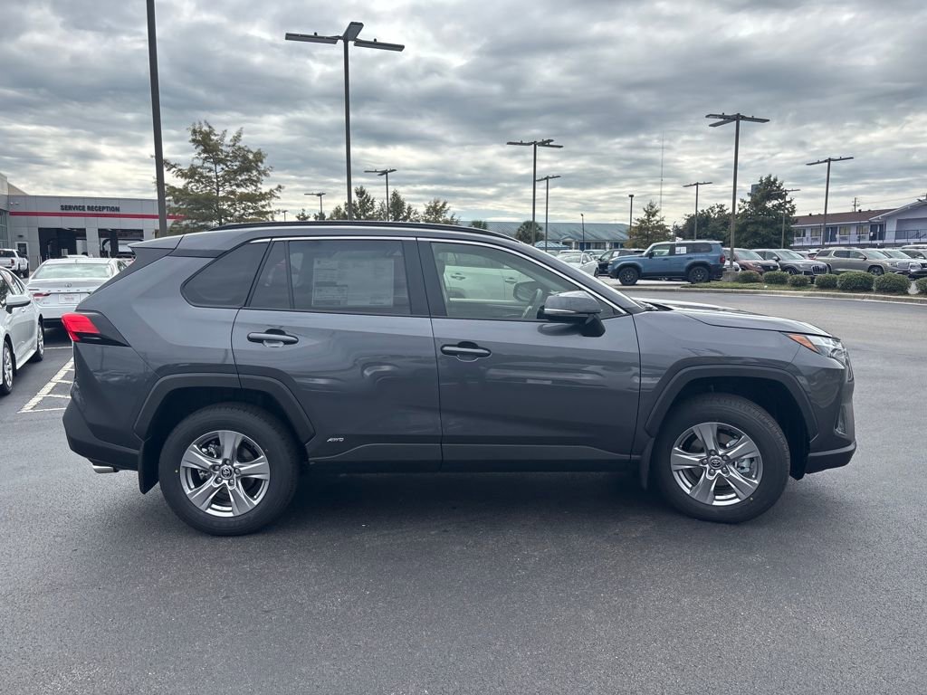 New 2025 Toyota RAV4 XLE image 6