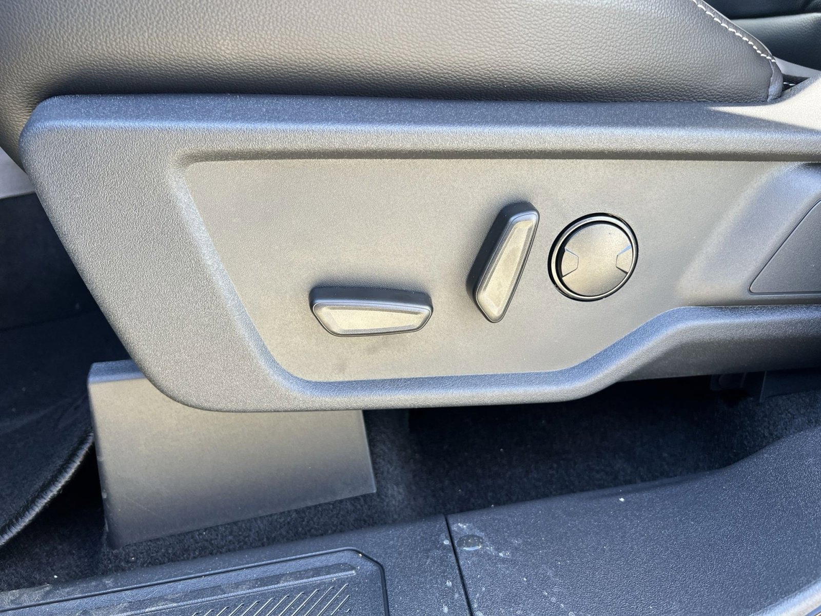 New 2025 Ford Bronco Outer Banks image 14