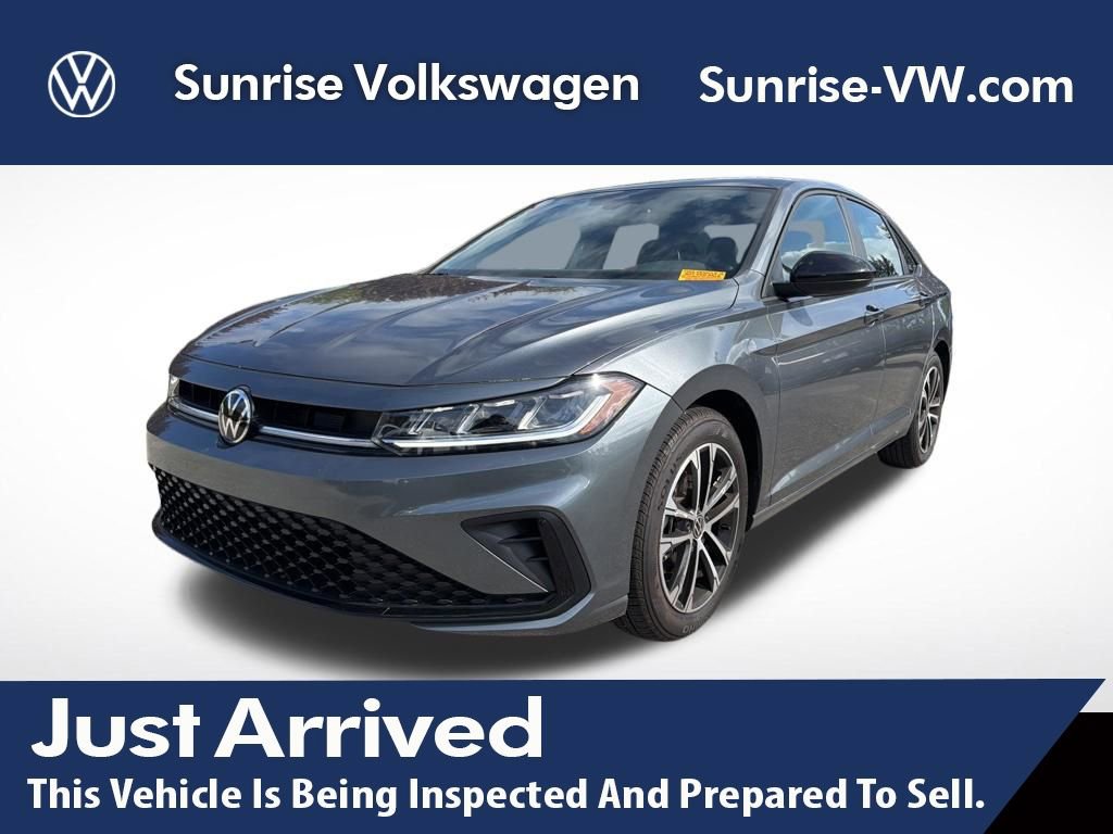 Used 2025 Volkswagen Jetta Sport image 1