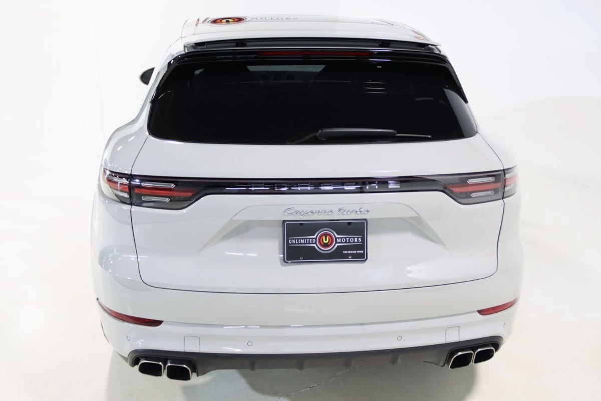 Used 2020 Porsche Cayenne Turbo AWD/4WD image 39