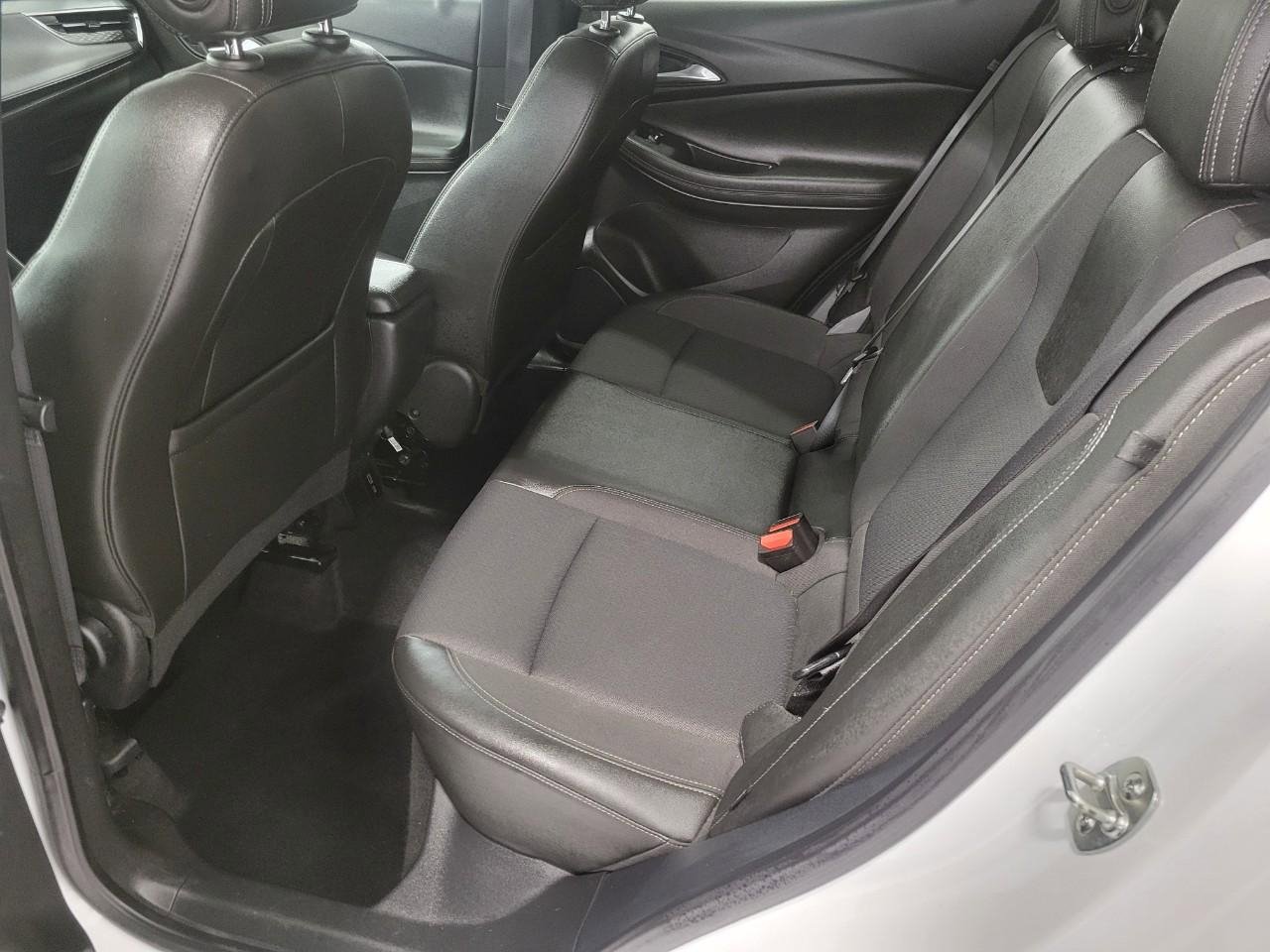 Used 2025 Buick Encore GX Preferred image 21