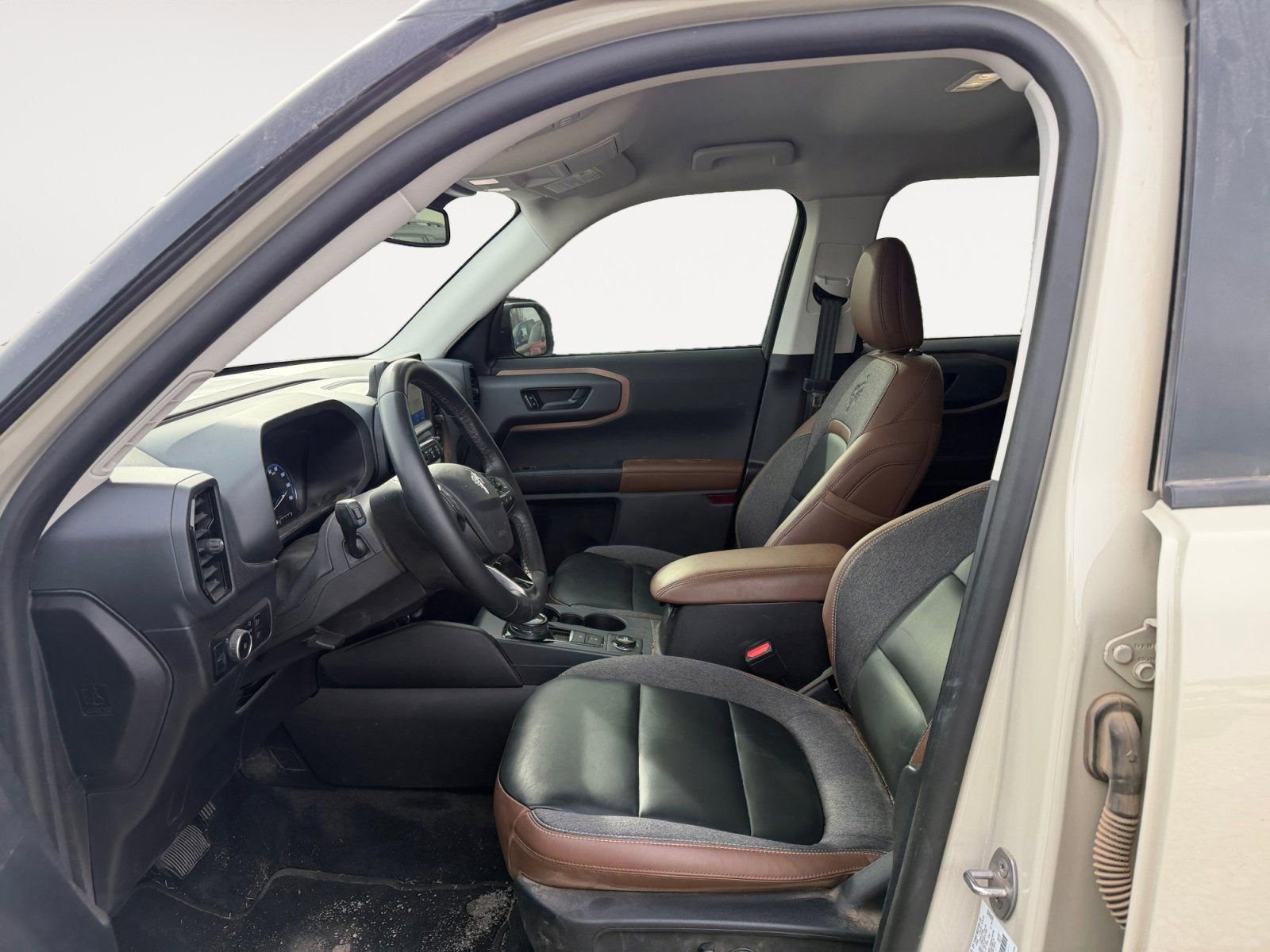 Used 2024 Ford Bronco Sport Outer Banks w/ Tech Package image 9