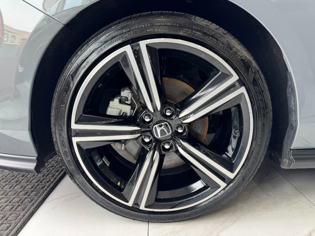Used 2025 Honda Accord Sport image 7