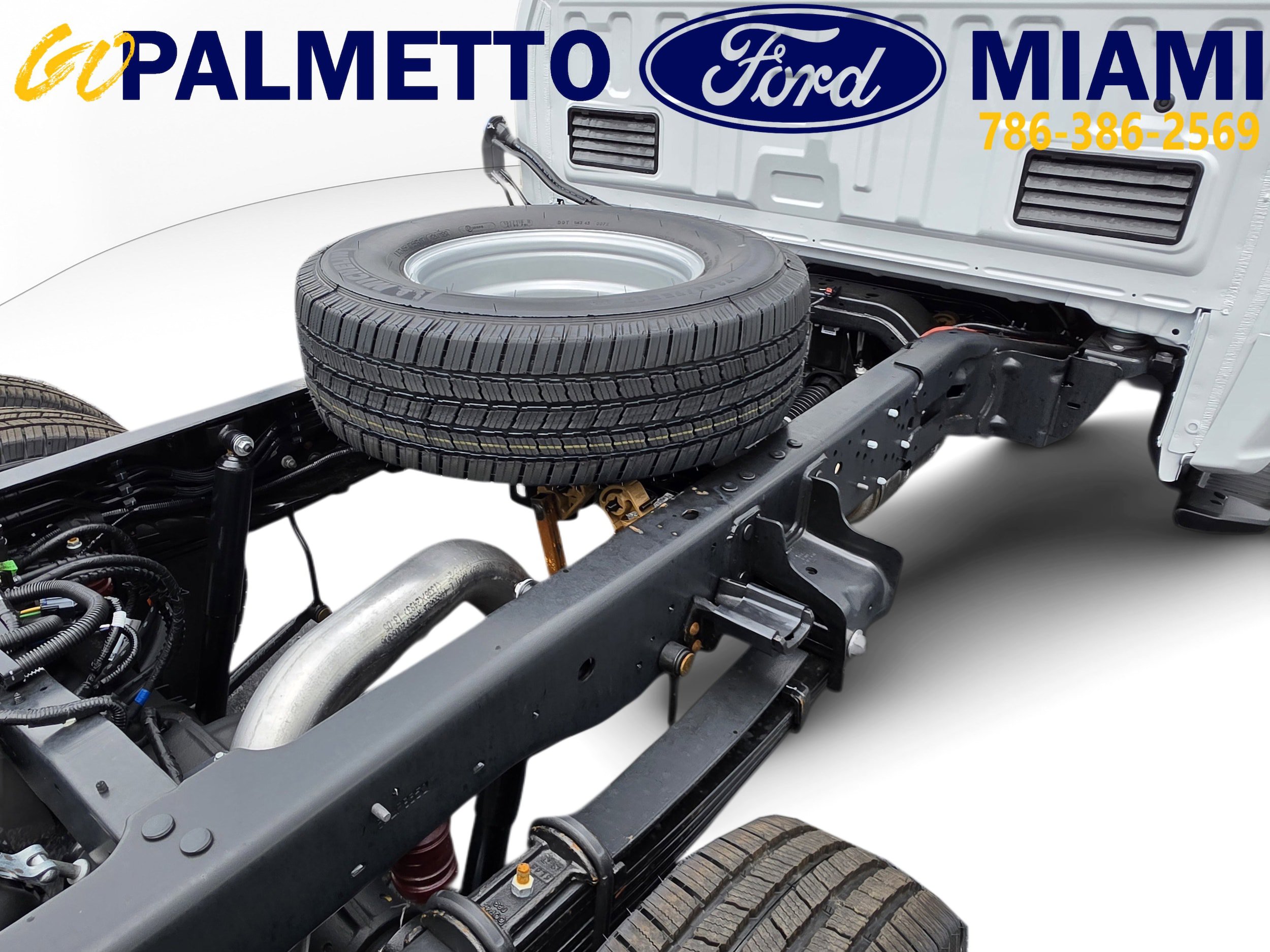 New 2026 Ford F350 XL w/ XL Chrome Package AWD/4WD image 7