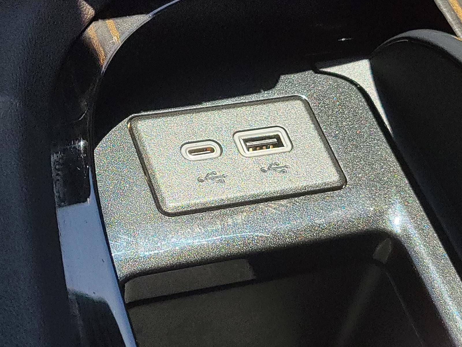 Used 2023 Cadillac Escalade Sport w/ Touring Package RWD image 28