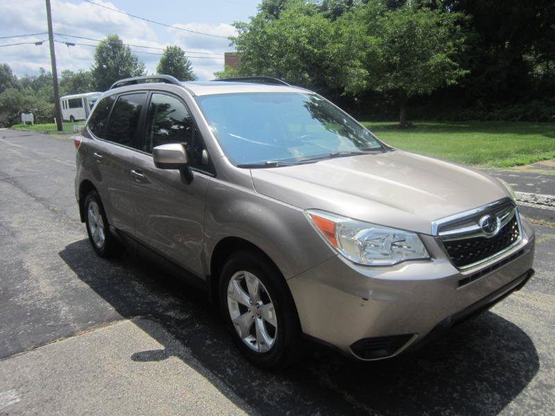 Used 2014 Subaru Forester 2.5i Premium w/ All-Weather Package AWD/4WD image 4