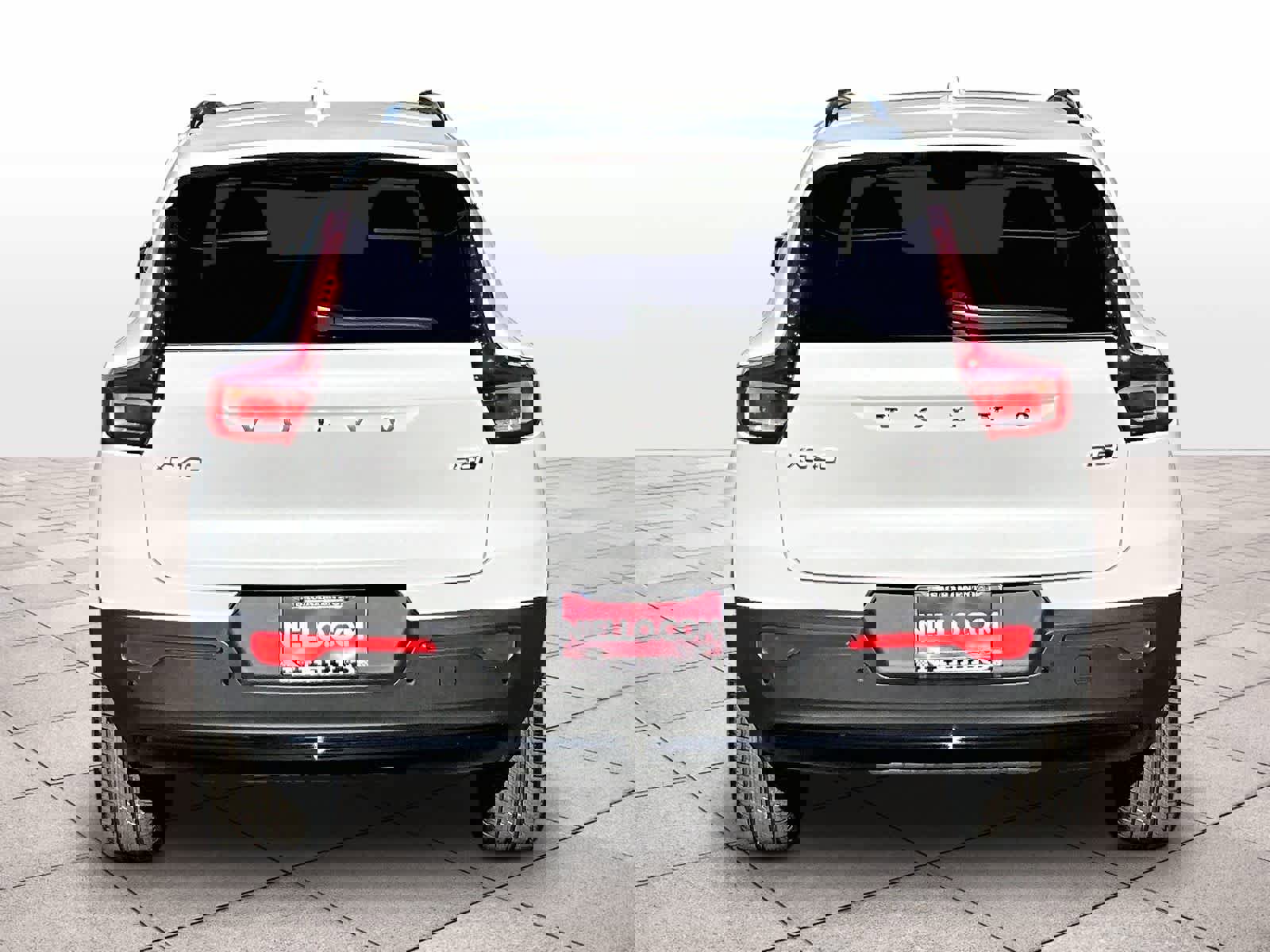 New 2026 Volvo XC40 B5 Plus w/ Protection Package Premier AWD/4WD image 6