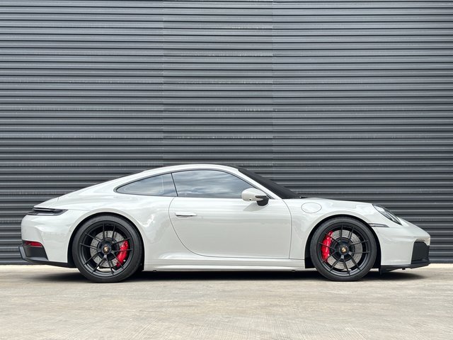Certified 2025 Porsche 911 Carrera 4 GTS image 9