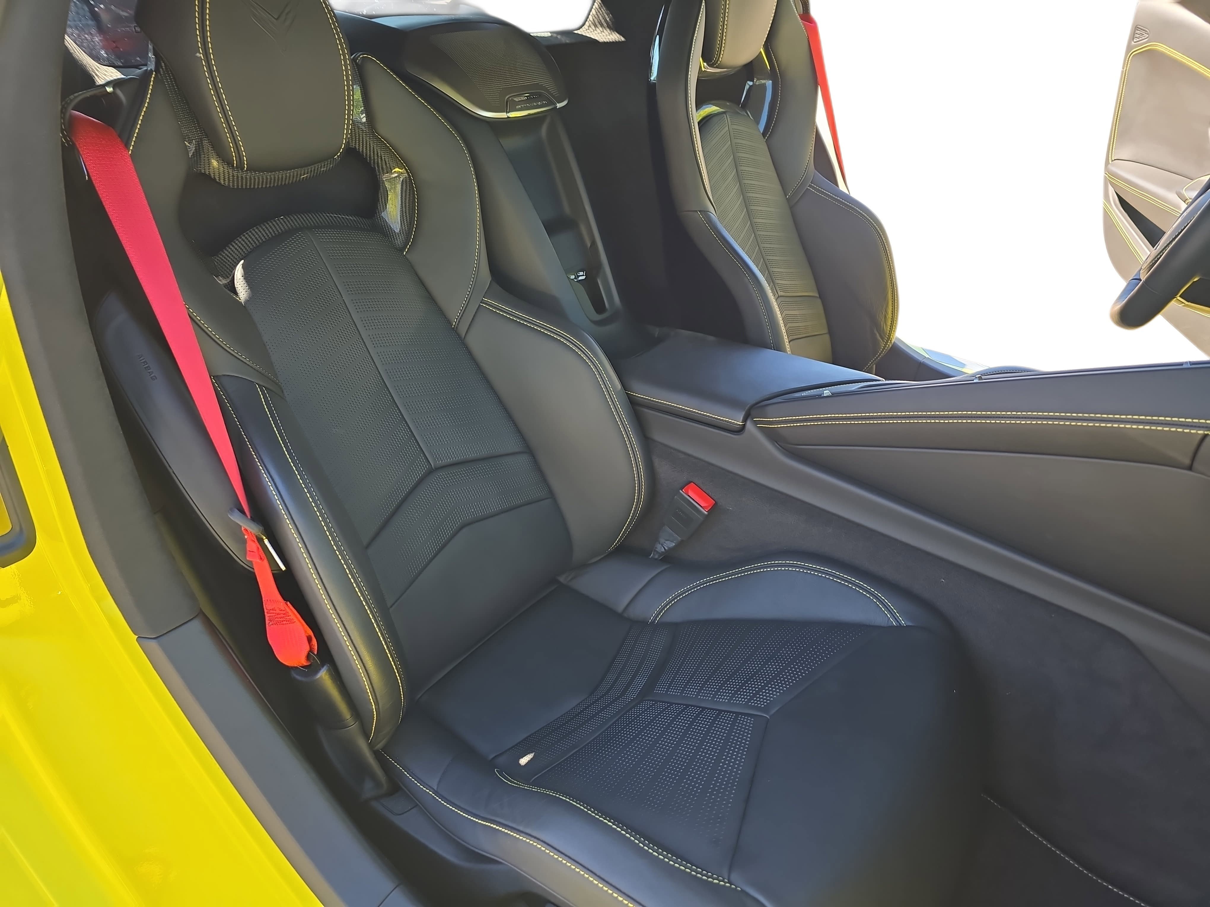 Used 2020 Chevrolet Corvette Stingray Premium Cpe w/ 3LT Preferred Equipment Group RWD image 9
